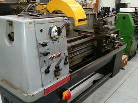 used Colchester Triumph 2000 lathe - picture0' - Click to enlarge