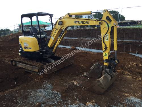 Hyundai 35-7 Mini Excavator 