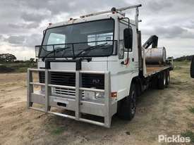 1988 Volvo FL7 - picture2' - Click to enlarge