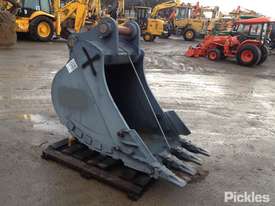 900mm Digging Bucket to suit 30 Tonne Excavator. - picture0' - Click to enlarge