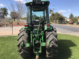 John Deere 5615F FWA/4WD Tractor - picture2' - Click to enlarge