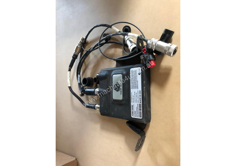 caption John Deere Machine Communication Radio Other GPS Guidance