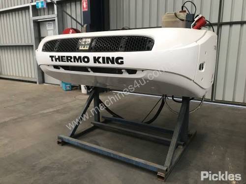 Thermo King T-800 Refrigeration Unit , Runs And Cools