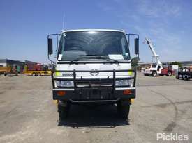 1997 Hino GT1J - picture1' - Click to enlarge