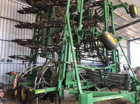 John Deere 1870 Seed Drills Seeding/Planting Equip - picture1' - Click to enlarge