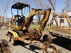 Caterpillar 301.8C 1.8 Tonne Excavator - picture0' - Click to enlarge