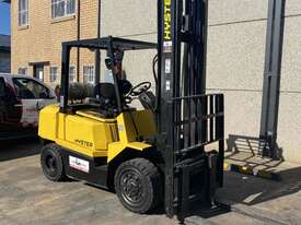 Forklift Hire-Rental - picture1' - Click to enlarge