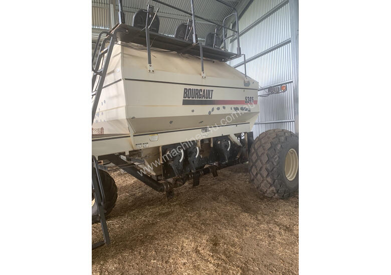 Used 2005 bourgault Bourgault 5345 Air Seeder Cart Seeding Planting