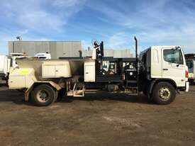 2004 Hino GH 4 x 2 Flocon Road Maintenance Truck - picture0' - Click to enlarge