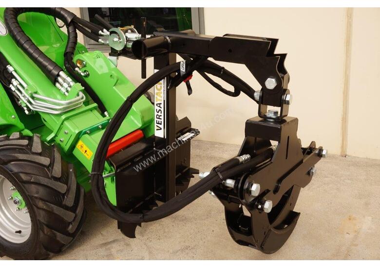 caption Avant 423 Articulated Mini Loader w Telescopic Boom and Log Grab
