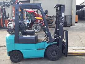 Forklift Container Entry 2.5 Ton  2011 Model Engine built Mitsubishi - Hire - picture2' - Click to enlarge