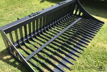 Skid Steer Rake Bucket 1570mm /1730 Mm/1830 Mm