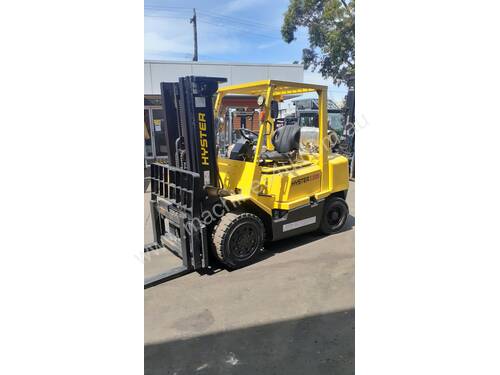 Hyster 3.5 ton Container entry mast forklift for sale side shift solid tyres good condition