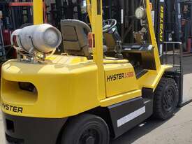 Hyster 3.5 ton Container entry mast forklift for sale side shift solid tyres good condition - picture2' - Click to enlarge