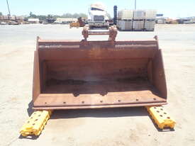 2200mm OM Batter Bucket (To Suit Caterpillar 330/336) - picture0' - Click to enlarge