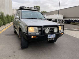 Toyota LAND CRUISER Wagon Light Commercial - picture2' - Click to enlarge