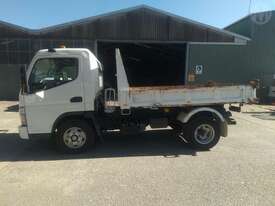 Mitsubishi Canter FE84PCDSRFAA - picture2' - Click to enlarge