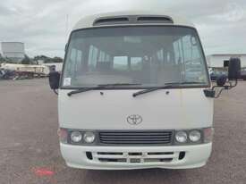 Toyota Coaster HZB50R - picture0' - Click to enlarge