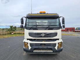 Volvo FM500 Tipper Truck - picture1' - Click to enlarge