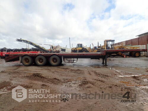 1985 FRUEHAUF 13M TRI AXLE DROP DECK LOW LOADER