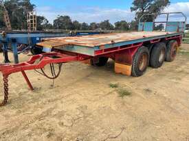 Trailer Pig Trailer Tri Spring 20ft SN1119 1TCC221 - picture0' - Click to enlarge