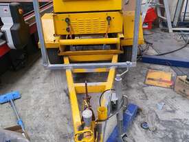 Diesel Welder / Generator  - picture2' - Click to enlarge