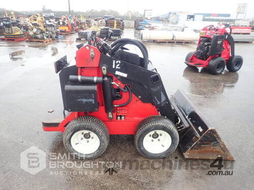 TORO MINI SKID STEER LOADER