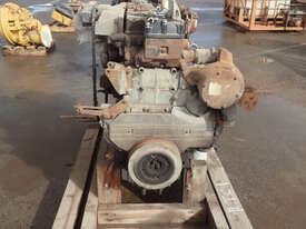 6 CYLINDER PERKINS DIESEL ENGINE - picture0' - Click to enlarge