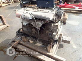 6 CYLINDER PERKINS DIESEL ENGINE - picture1' - Click to enlarge