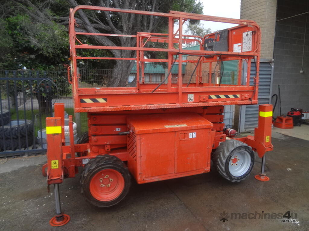 Used jlg JLG 260MRT Rough Terrain Scissor Lift in , - Listed on Machines4u