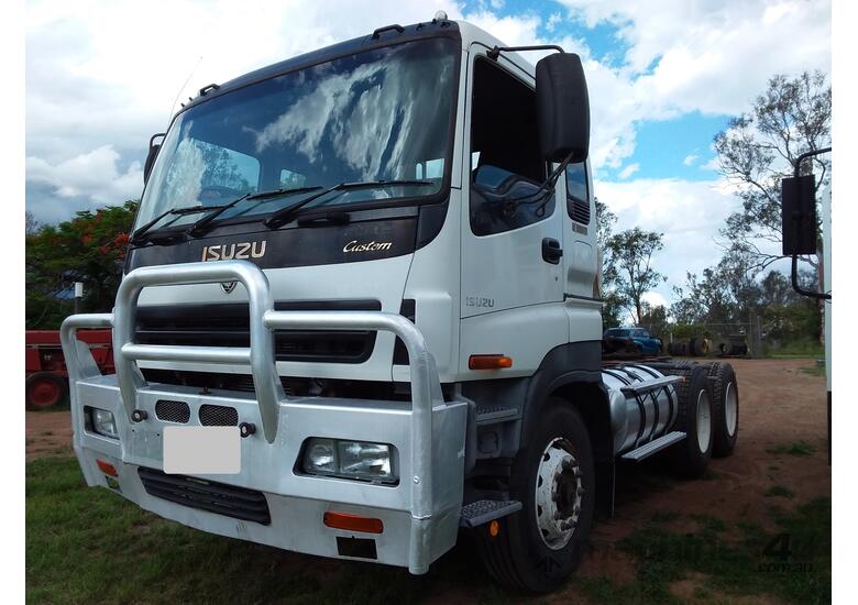 caption Isuzu Prime Mover