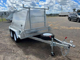 Moore  Box Trailer - picture2' - Click to enlarge