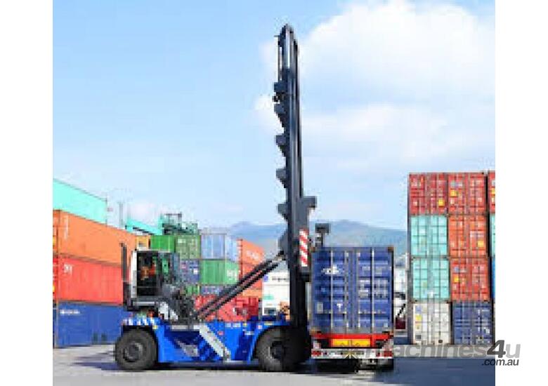 caption ECH10.6 EMPTY CONTAINER HANDLING LIFT TRUCKS - Hire