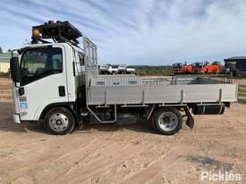2009 Isuzu NLR 200 Short - picture1' - Click to enlarge