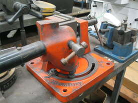 Bramley No 2 Heavy Duty Bar Bender NZ Made - picture1' - Click to enlarge