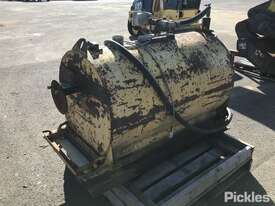 300L Round Frame Mounted Fuel Tank - picture2' - Click to enlarge