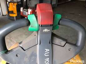 Pallet Truck, - picture2' - Click to enlarge