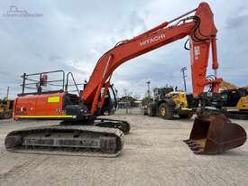 2017 HITACH ZX260LC-5B TRACKED EXCAVATOR  - picture0' - Click to enlarge