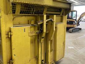 Cardboard compactor  - picture2' - Click to enlarge