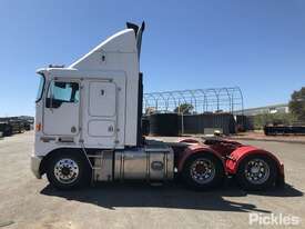 2005 Kenworth K104 - picture1' - Click to enlarge