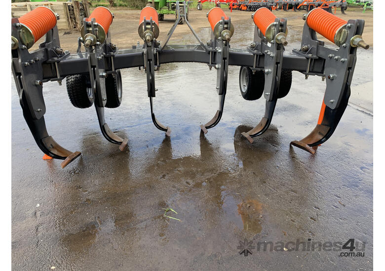 caption Mandam MVGS 6 3000 Chisel Plough/Rippers Tillage Equip