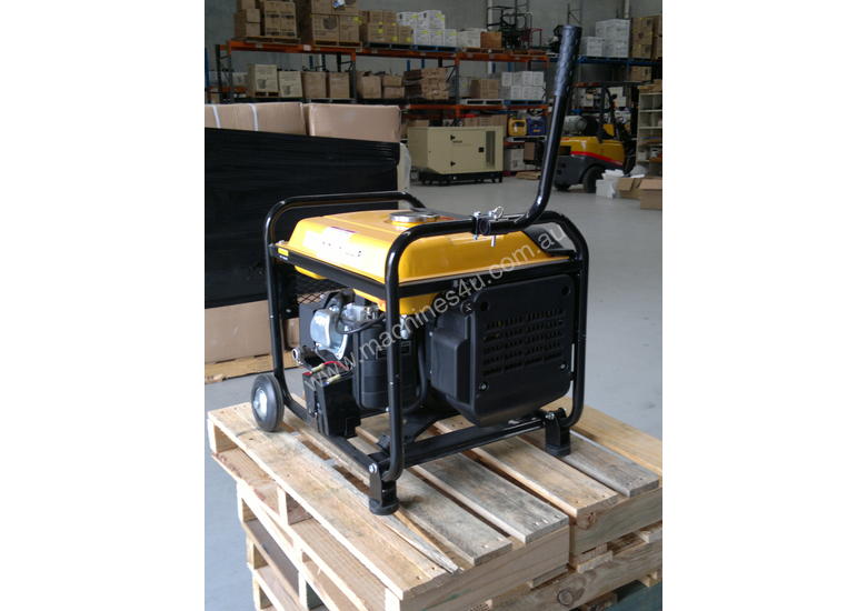 caption GENQUIP TRADIE INVERTOR GENERATOR