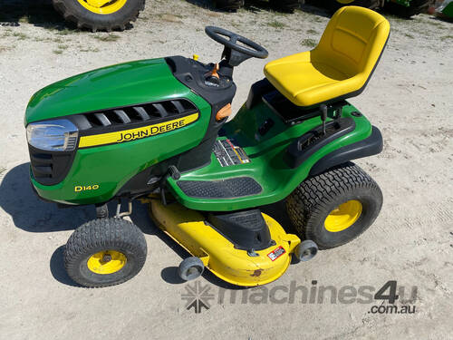 John Deere D140  Standard Ride On Lawn Equipment