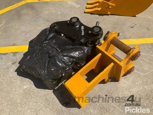 Hydraulic Swivel Hitch - Excavator Pick-up Dimensions - Pin Diameter: 40mm, Pin Centre: 230mm, Ear W