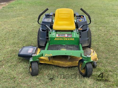 John Deere Z425 Zero-Turn 285 hours