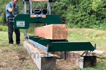 Woodland Mills HM122 Portable Sawmill 22