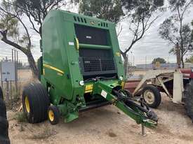 John Deere 460R Round - picture0' - Click to enlarge