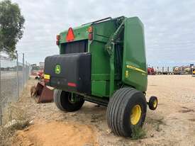 John Deere 460R Round - picture2' - Click to enlarge