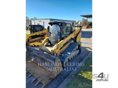 CATERPILLAR 299D2 Compact Track Loader