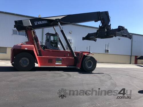 Kalmar Reach Stacker